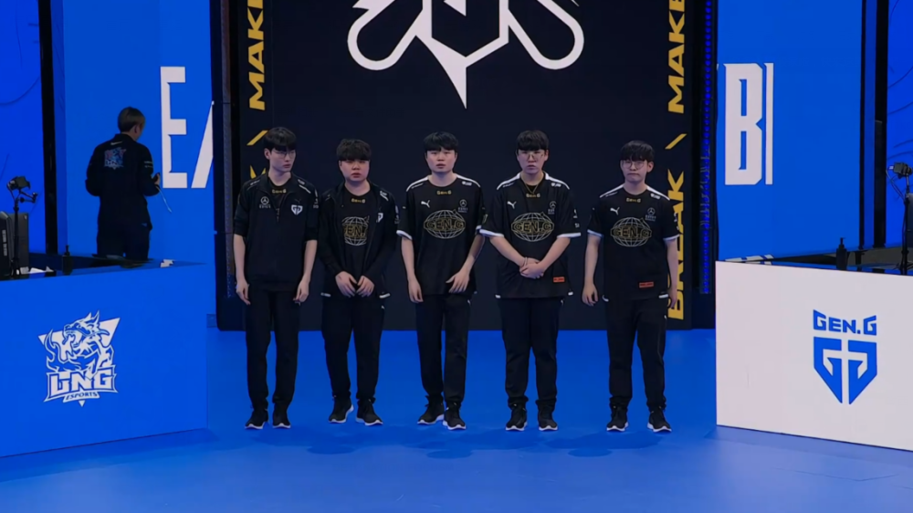 防两端展现 防两端展现