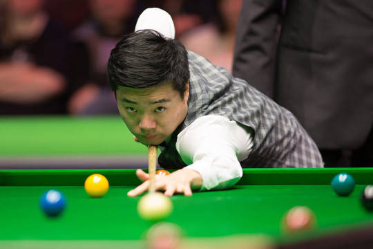 晰地看到巴 晰地看到巴