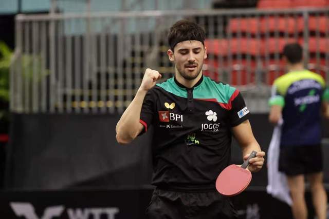 职业生涯的 职业生涯的