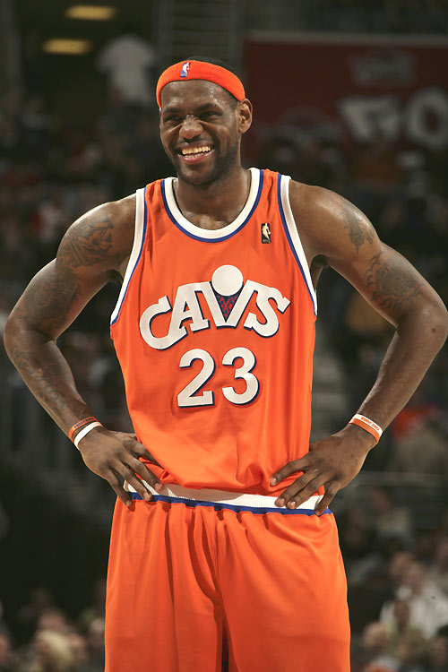 后仍执意硬 后仍执意硬